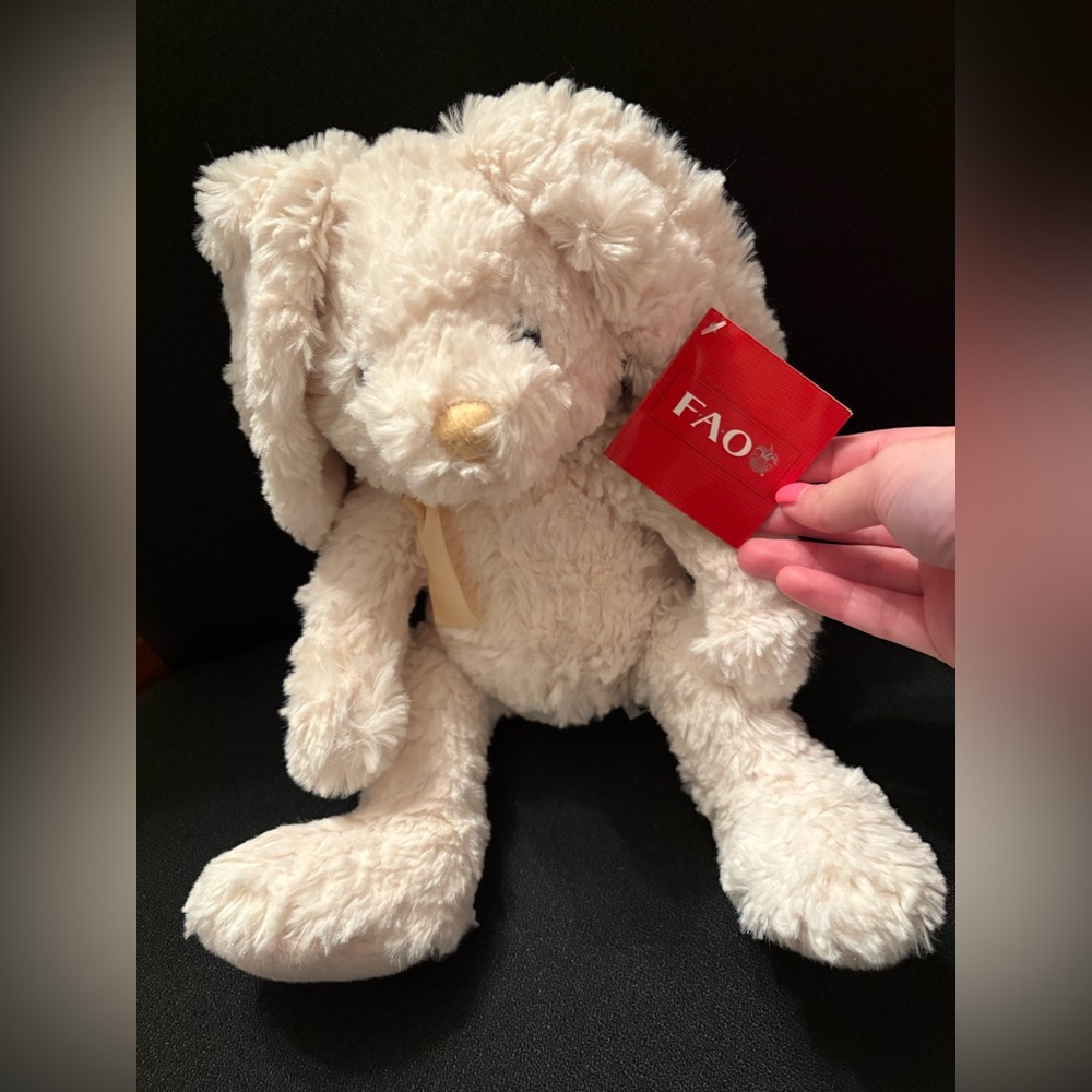 COLLECTIBLE FAO Schwarz Cream Plush Bunny
